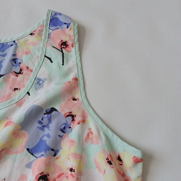 Adam Levine Colorful Pastel Flowers Lightweight Sleeveless Blouse Women's Large - Picture 9 of 12